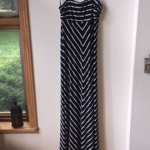 INC BLACK AND WHITE DRESS